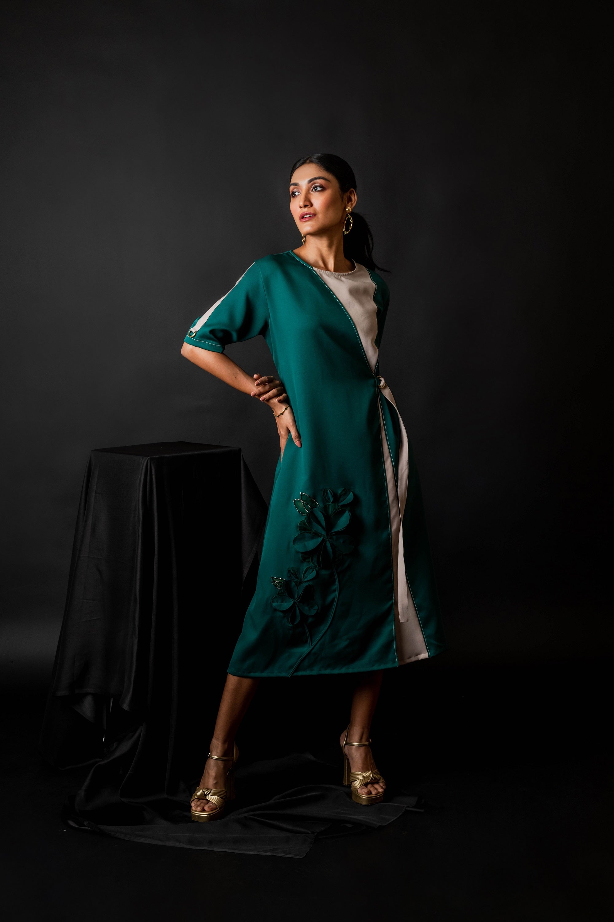 MIDNIGHT MINGLE DRESS