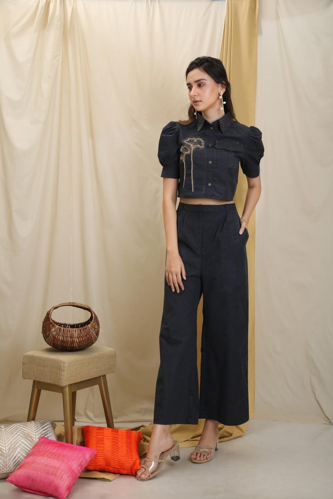 NAVY CROP TOP PANT SET