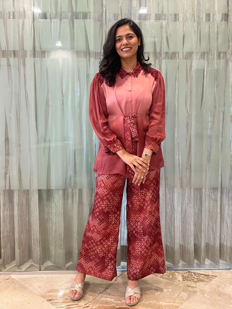 Coral Pink With Maroon Printed Front Tie Knot Set